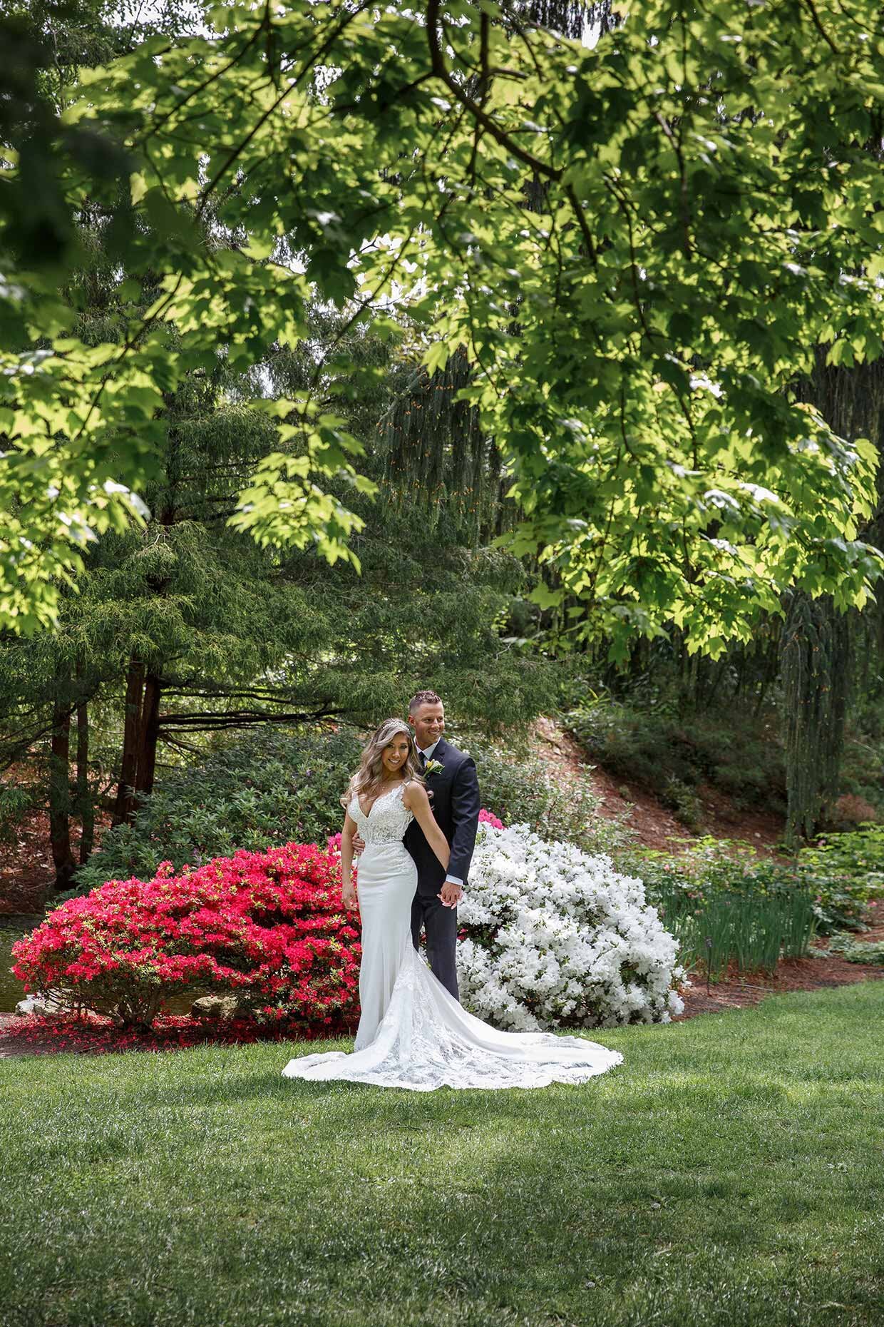 Couple Portraits at Hershey Gardens in Spring