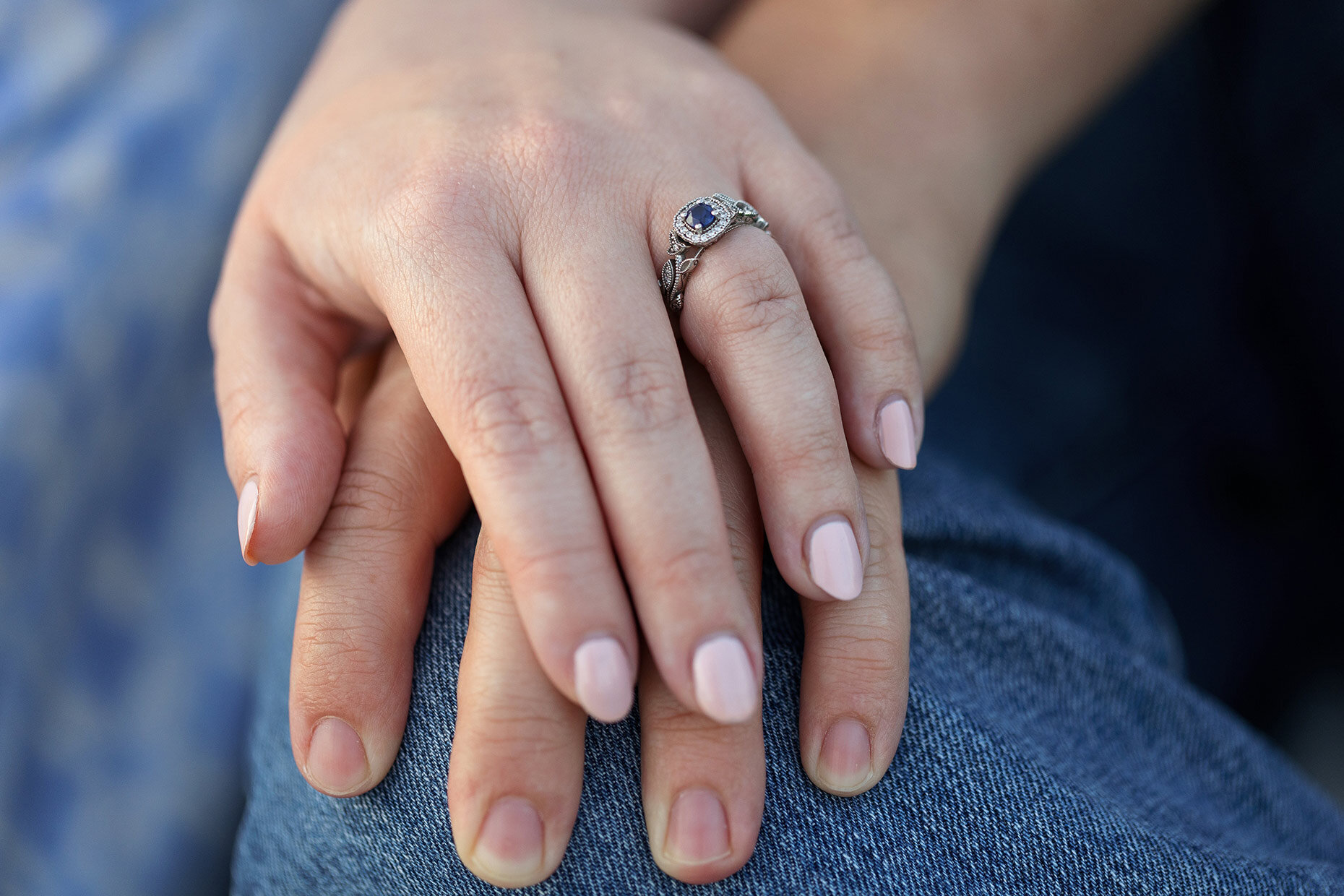 Sapphire engagement ring	